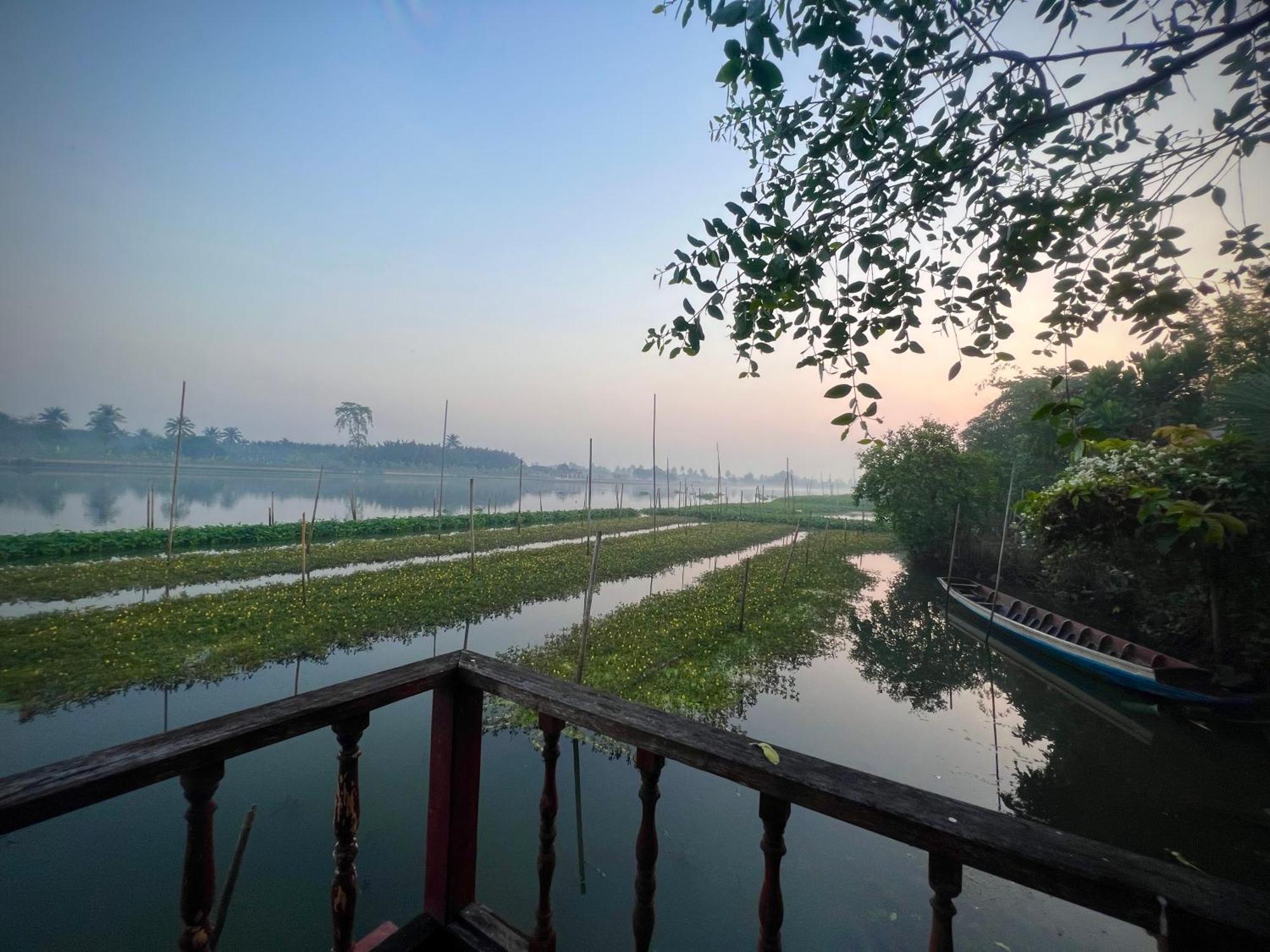 Mrt Riverside มิสเตอร์ที โฮมสเตย์-ช้องนาง Sampran